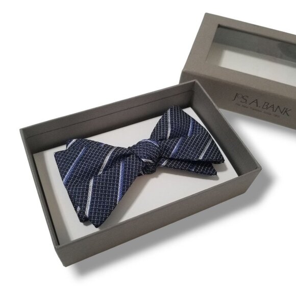 NWT‎ Jos. A. Bank Stripe Adjustable Pre-Tied Bow Tie - Picture 1 of 7